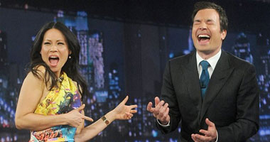 "لوسى لو" تساعد فى صنع الحلوى بـ"Late Night with Jimmy Fallon"