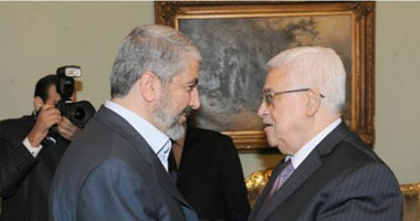 الرئيس الفلسطينى يتوجه لقطر لمقابلة خالد مشعل