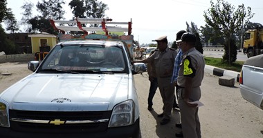"مرور الحسينية" يتحفظ على مواطن بحوزته ملف سيارة مسروقة من لواء شرطة