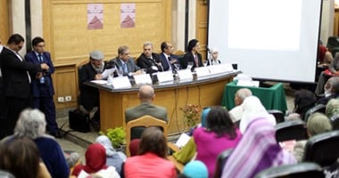 جابر نصار يفتتح مؤتمرًا دوليًا حول "الأدب المقارن" بجامعة القاهرة