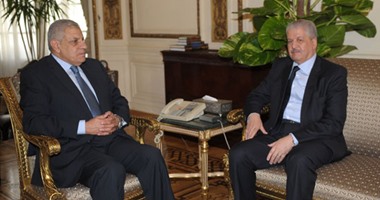 رئيس وزراء الجزائر: اتفقنا مع مصر على استعادة أمن المنطقة