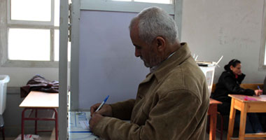 غرفة عمليات الشرقية ترصد قاضيا يوجه الناخبين للتصويت بـ"لا"