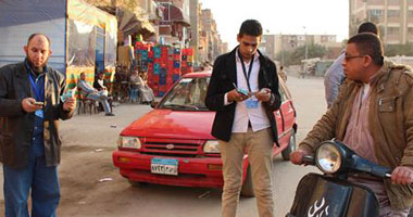  نشاط مكثف للنور بالمحافظات لحشد المواطنين للتصويت بـ"نعم".. أمين النور بالإسكندرية يتفقد العملية الانتخابية بمنطقة حوض عشرة.. وأعضاء الحزب بالسويس يساعدون المواطنين فى معرفة لجانهم