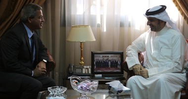 وزير الشباب يجتمع مع نظيره البحرينى لمناقشة التعاون المشترك