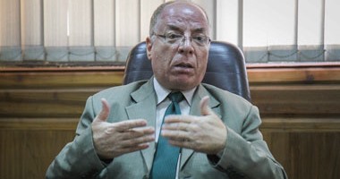 حلمى النمنم: منصب المحافظ ورئيس الجامعة محرم على المرأة