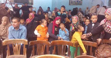 بالصور .. مدرسة الوحدة العربية للتربية الفكرية تنظم حفلا لعيد الطفولة