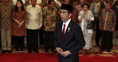 أول حاكم مسيحى إندونيسى يؤدى اليمين الدستورية