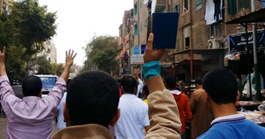 الإخوان يرفعون المصاحف فى مظاهراتهم بالمطرية استعدادًا لـ 28 نوفمبر