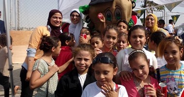 بالصور.. فريق "علشانك يا بلدى" يسعد 27 طفلا من حى بولاق أبو العلا