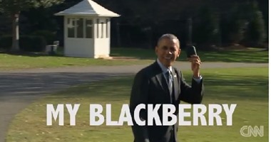 أوباما يتخلى عن "آيفون" الأمريكى ويستخدم "بلاك بيرى" الكندى