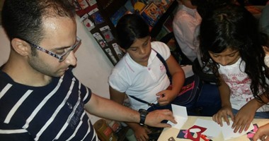 ورشة "نورين" تنظم كورسات لتعليم الأطفال الأشغال اليدوية