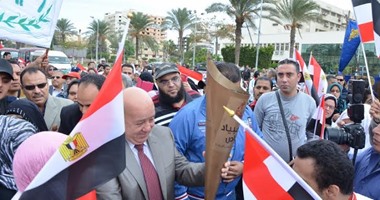 أعلام مصر تزين احتفالية استقبال شعلة دورة الألعاب الإقليمية ببورسعيد