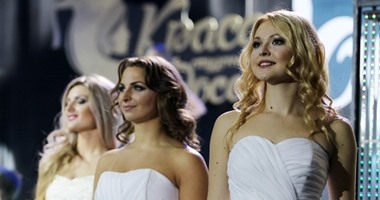 بالصور.. شاهد أجمل الطالبات الروسيات خلال مسابقة ملكة الجمال