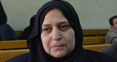 والدة شهيد "جمعة التطهير": نفسى أعرف مين اللى قتل ابنى