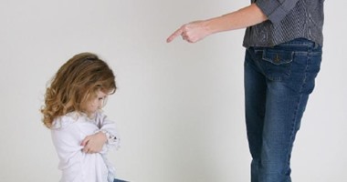4 عادات تواصل سيئة يرثها الأبناء من الوالدين