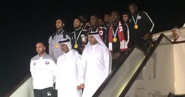 بالصور.. استقبال أبطال الخليج بـ"مدافع المياه" فى الدوحة