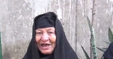 بالفيديو .. عجوز تتحدى الإرهاب بالزغاريد :” مش خايفة  .. وبحب السيسى “