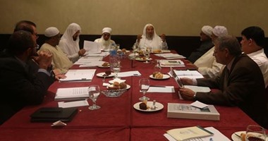 علماء المسلمين يجتمع فى الدوحة بحضور القرضاوى وقيادات تنظيم الإخوان