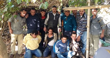 ضبط نصف كيلو هيروين وبندقية آلية بحوزة مطلوبين بالدقهلية