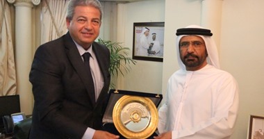 وزير الرياضة يستعرض مع سفير الإمارات ترتيبات ماراثون "زايد الخيرى"