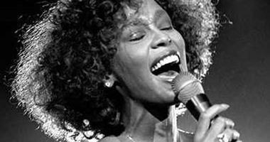 فيديو.. Whitney فيلم وثائقى يكشف أسرار أيقونة الغناء ويتنى هيوستن    