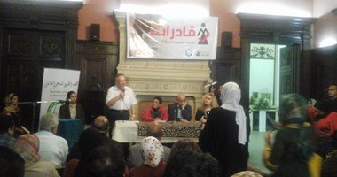 ممدوح حمزة يطالب المرأة بالاشتراك بقوة فى الانتخابات