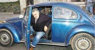 ثرى عربى يعرض على رئيس أوروجواى مليون دولار لشراء سيارته القديمة