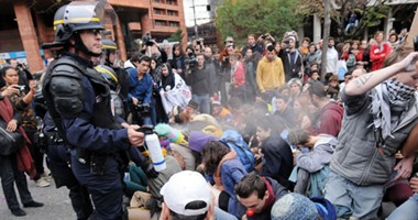بالصور.. اشتباكات عنيفة بين متظاهرين وقوات الأمن بمدينة تولوز الفرنسية