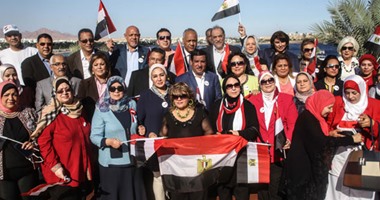 مصطفى بكرى من شرم الشيخ: السياح يلومون حكوماتهم على القرارات المتسرعة
