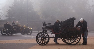 بالصور..من لندن لـ برايتون..سباق سيارات كلاسيكية يعيد إنجلترا للزمن الجميل