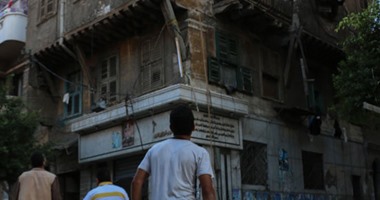 سقوط شرفة عقار فى الإسكندرية بسبب الأمطار دون إصابات