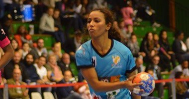 "رحاب" حكاية فتاة مصرية سجلت اسمها وسط بطلات كرة اليد النسائية بالعالم