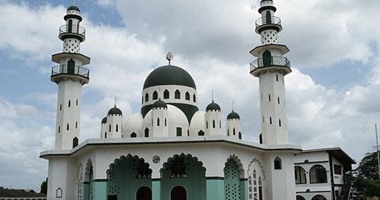 خبراء إسبان: أئمة المساجد فى الغرب السبب فى انتشار التكفيريين