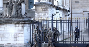 داعش يبث فيديو يتوعد فيه فرنسا: "لن تنعموا بالسلام مادام القصف مستمرا"