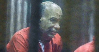 بعد تغيب الخضيرى.. رفع محاكمة مرسى و24 آخرين فى قضية إهانة القضاة