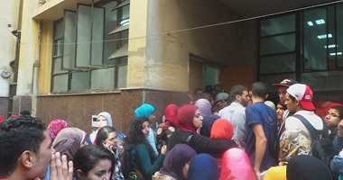 استخدام الشوم والحجارة فى انتخابات طلاب حامعة القاهرة