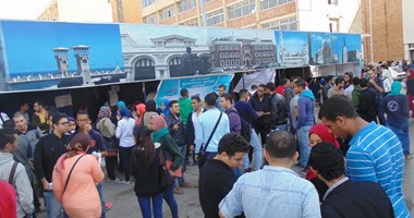 بالصور.. إقبال متوسط على انتخابات اتحاد الطلاب بجامعة الإسكندرية