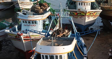 خبير تأمين يطالب بإلزام أصحاب مراكب الصيد بالتأمين الإجبارى على الصيادين