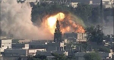 المرصد: طائرات سورية قصفت حيا تحت سيطرة المعارضة فى حمص