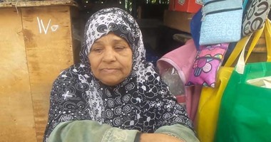 بالفيديو.. بائعة لمحافظ القاهرة: "خلى البلدية يبعدوا عنى"