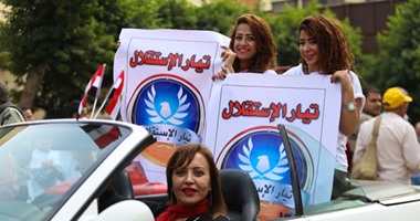 مسيرة تجوب شوارع القاهرة لدعم تيار الاستقلال فى انتخابات مجلس النواب