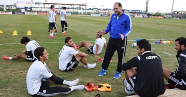 بالصور.. حمادة المصرى بـ"الترينج" فى تدريبات المنتخب الأولمبى