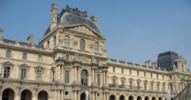 إعادة فتح متحف "القصر الكبير" فى باريس بعد انحسار فيضانات قوية