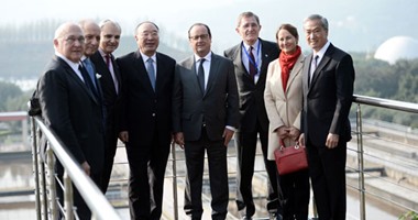 بالصور.. وصول الرئيس الفرنسى فرنسوا هولاند إلى الصين
