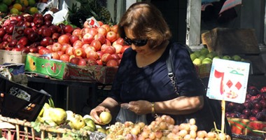 ننشر أسعار الخضروات والفاكهة بسوق العبور الجمعة.. و14 جنيها للثوم البلدى