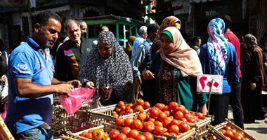 تحرير 8 قضايا تموينية فى حملة على الأسواق بمدينة أسوان