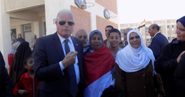 بالصور.. توافد الناخبين على لجان انتخابات جنوب سيناء.. وسط هتاف "تحيا مصر"