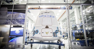 Dragon مركبة فضائية بتصميم "خيالى" لنقل الرواد لمحطة الفضاء الدولية