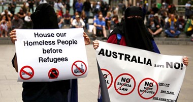 معادون للمسلمين يشتبكون مع مناهضين بمسيرة فى "استراليا"