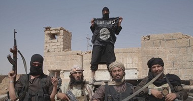 خبراء أكاديميون: 300 أمريكى يؤيدون "داعش" على الإنترنت